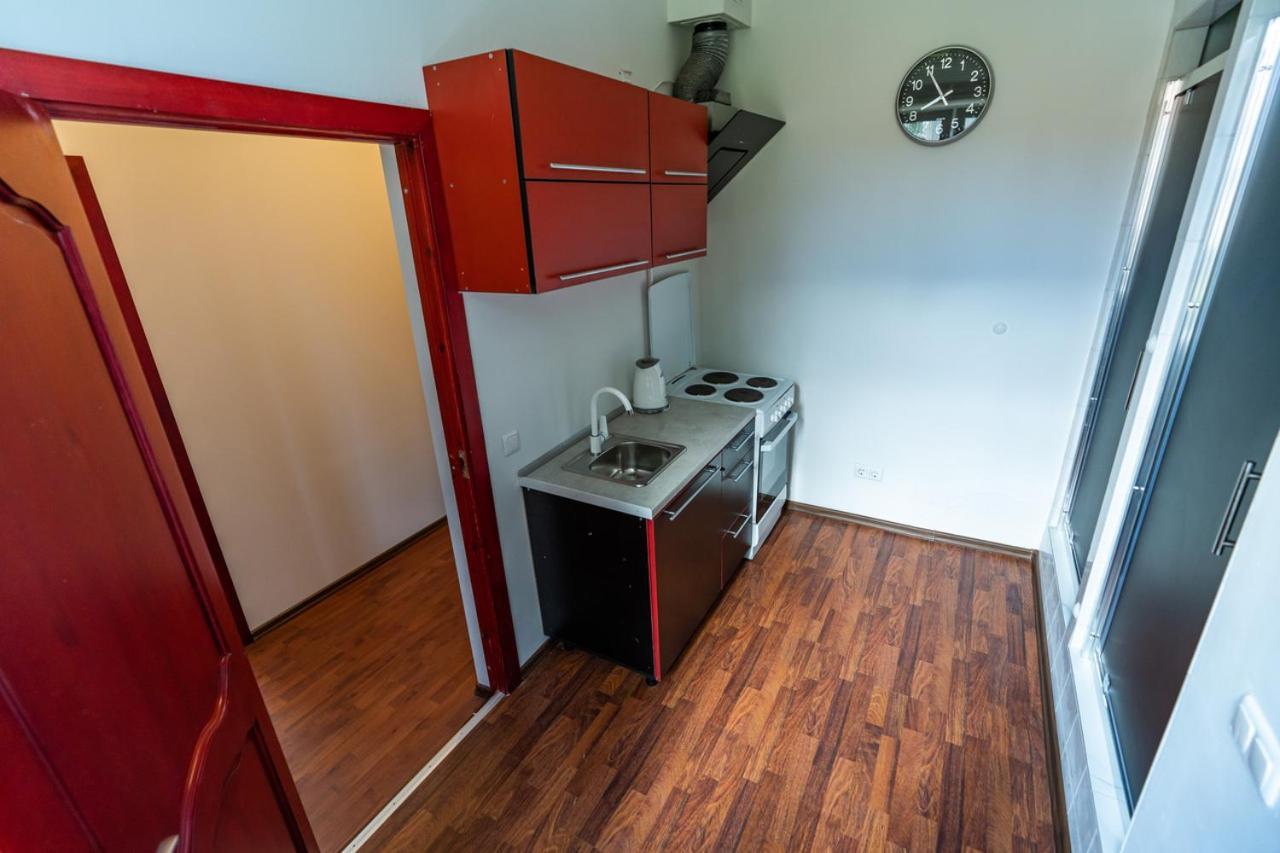 Klaipeda Inn Private Parking And Kitchen Extérieur photo
