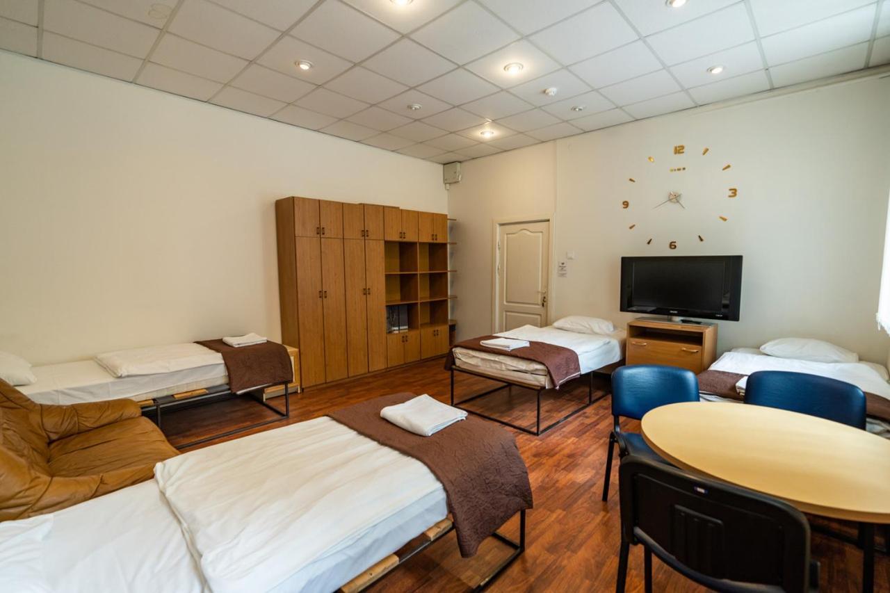 Klaipeda Inn Private Parking And Kitchen Extérieur photo