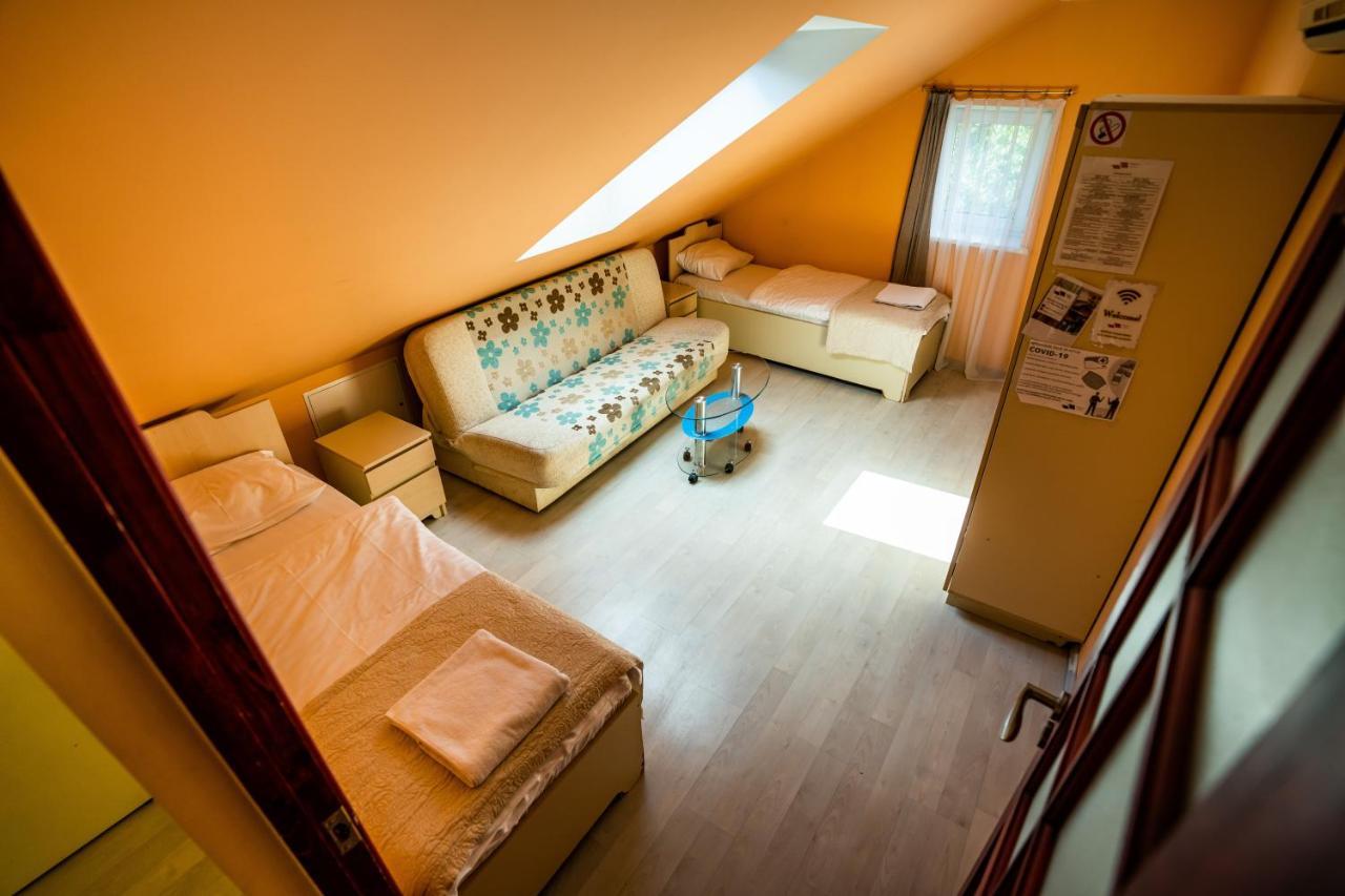 Klaipeda Inn Private Parking And Kitchen Extérieur photo